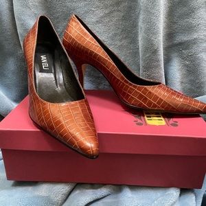 Vaneli 3” Cognac Crocodile Pumps